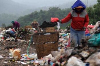 Hamparan sampah di Tempat Pembuangan Akhir (TPA) Jatibarang, Semarang pada 27 Februari 2016. Kredit foto: TEMPO/Budi Purwanto