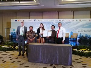 MoU signing that marks the handover of 3 waste-cleaning vessels from Greencycle-Schwartz Group and One Earth One Ocean to Waste4Change in order to clean Kali Bekasi in 2020