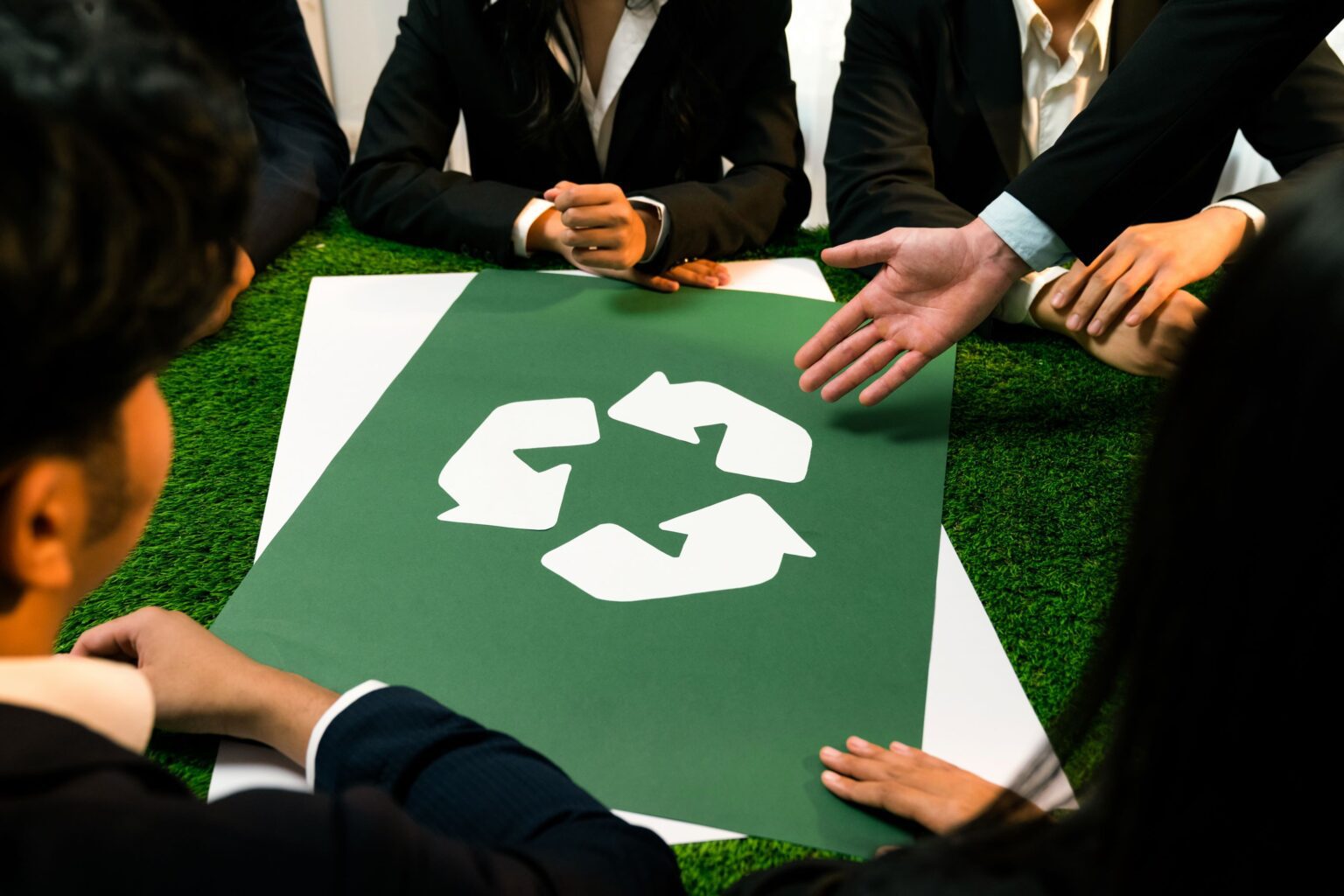 Apa itu 3R? Pengertian Reduce, Reuse, Recycle dan Contohnya